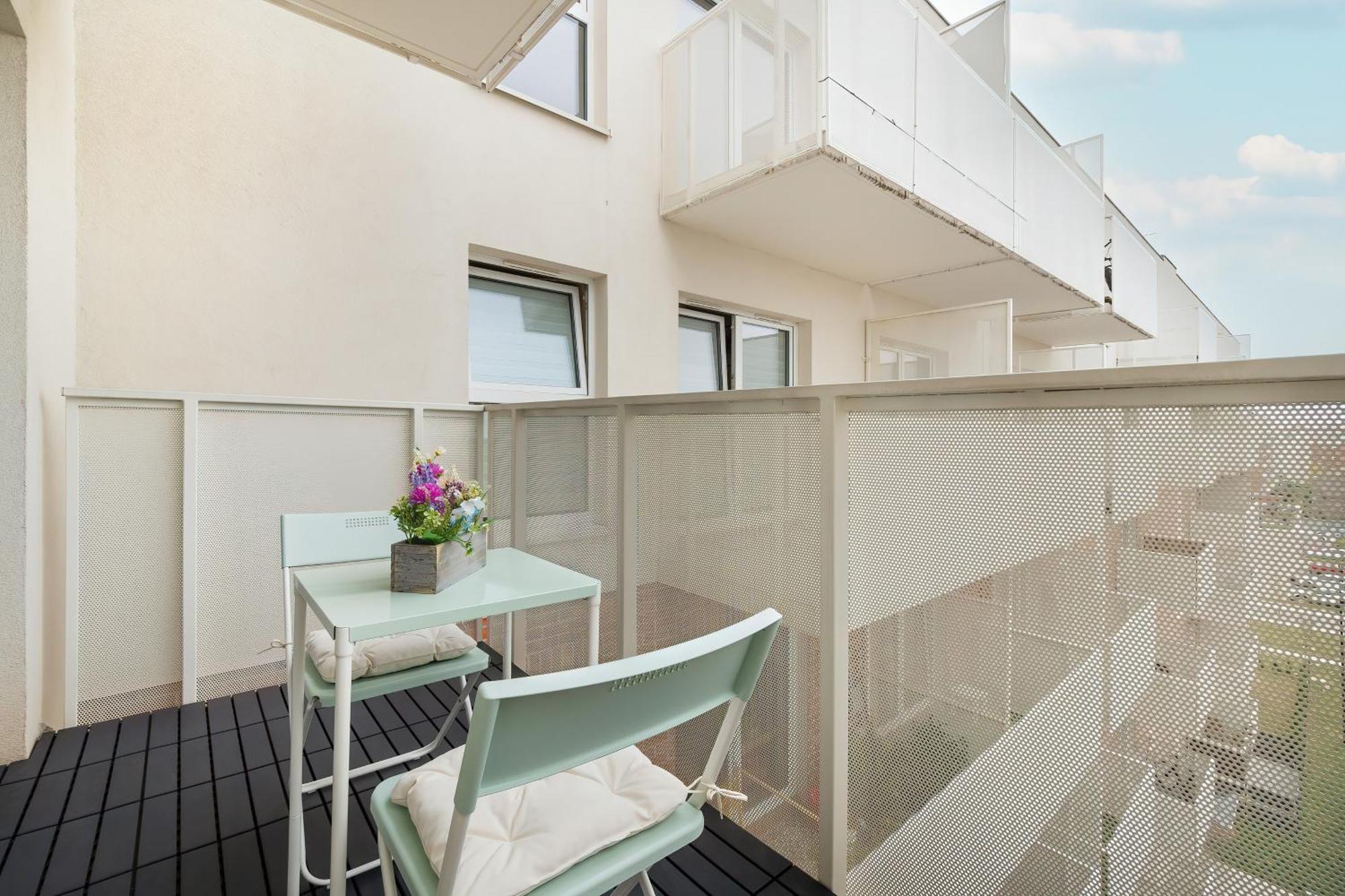Modern Studios Wroblewskiego With Balcony And Free Parking By Noclegi Renters Lódź Exterior foto
